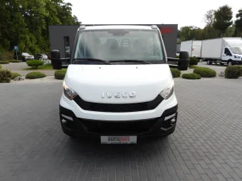Iveco Daily doka skrzynia 170KM 098947 - przod