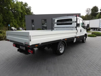 Iveco Daily doka skrzynia 170KM 098947 - tyl