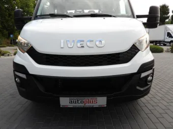 Iveco Daily doka skrzynia 170KM 098947 - tyl zabudowy