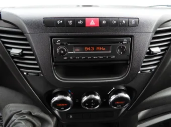 Iveco Daily doka skrzynia 170KM 098947 - wyposazenie