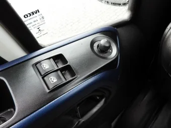 Iveco Daily wywrotka 180KM 653415 - podsufitka