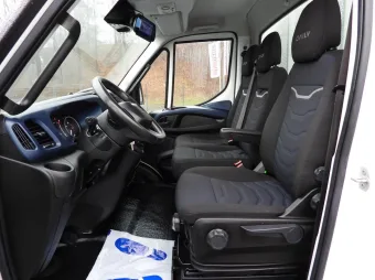 Iveco Daily wywrotka 180KM 653415 - radio