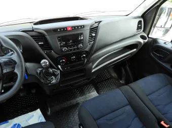 Iveco Daily doka skrzynia 120KM 390208 - kierownica