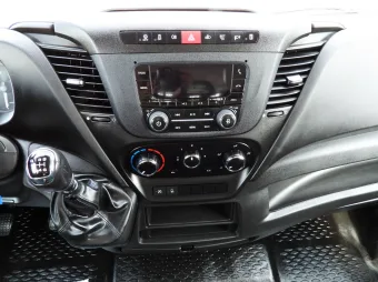 Iveco Daily doka skrzynia 120KM 390208 - panel