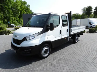 Iveco Daily doka skrzynia 120KM 390208 - przod lewy