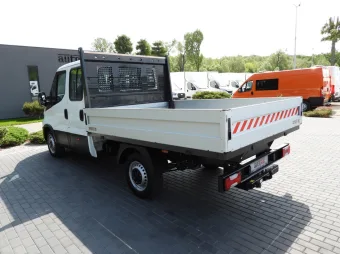 Iveco Daily doka skrzynia 120KM 390208 - tyl