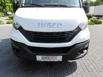 Iveco Daily doka skrzynia 120KM 390208 - tyl zabudowy