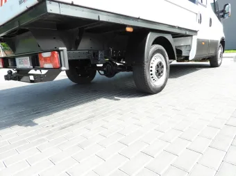 Iveco Daily doka skrzynia 120KM 390208 - zabudowa
