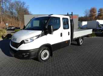 Iveco Daily doka skrzynia 140KM 351063 - bok zabudowy