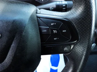 Iveco Daily doka skrzynia 140KM 351063 - detal