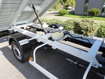 Iveco Daily doka wywrotka 140KM 392648 - kokpit