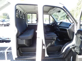 Iveco Daily doka wywrotka 140KM 392648 - podsufitka