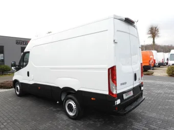 Iveco Daily furgon chłodnia 140KM 370846 - bok tyl