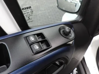 Iveco Daily furgon chłodnia 140KM 370846 - navi
