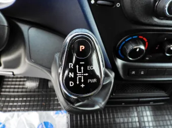 Iveco Daily furgon chłodnia 140KM 427384 - podsufitka