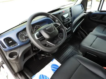Iveco Daily furgon chłodnia 140KM 427384 - srodek
