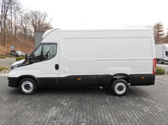 Iveco Daily furgon chłodnia 140KM 370846 - tyl