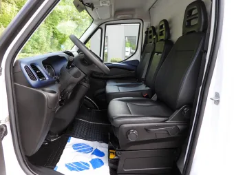 Iveco Daily furgon chłodnia 140KM 427384 - wnetrze