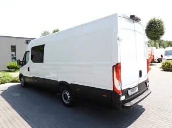 Iveco Daily brygadówka 160KM 324416 - bok tyl