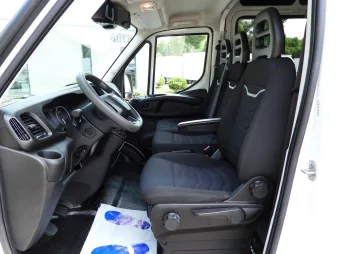 Iveco Daily brygadówka 160KM 324416 - kabina