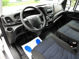Iveco Daily brygadówka 160KM 294759 - srodek