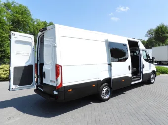 Iveco Daily brygadówka 160KM 324416 - tyl