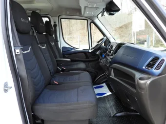 Iveco Daily doka skrzynia 160KM 434738 - detal