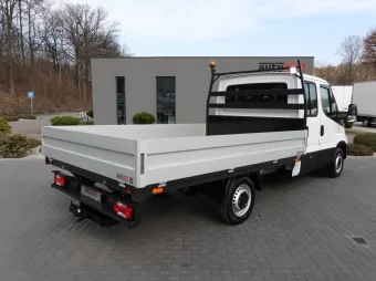 Iveco Daily doka skrzynia 160KM 434738 - tyl