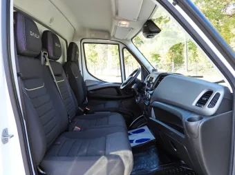 Iveco Daily kontener chłodnia 160KM 636155 - fotel pasazera
