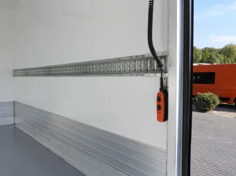 Iveco Daily kontener chłodnia 160KM 636155 - kierownica