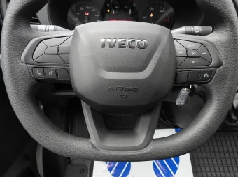 Iveco Daily kontener chłodnia 8 palet 160KM 557127 - konsola