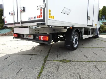 Iveco Daily kontener chłodnia 8 palet 160KM 557127 - navi