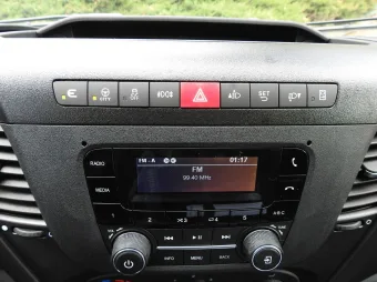 Iveco Daily kontener chłodnia 8 palet 160KM 557127 - podsufitka