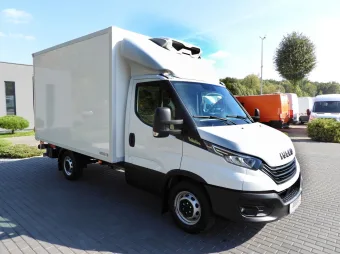 Iveco Daily kontener chłodnia 160KM 636155 - przod prawy
