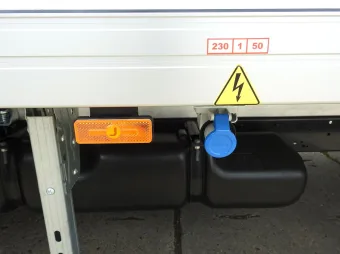 Iveco Daily kontener chłodnia 8 palet 160KM 557127 - radio