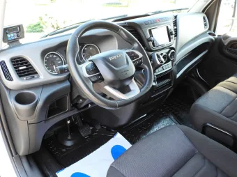 Iveco Daily kontener chłodnia 160KM 636155 - srodek