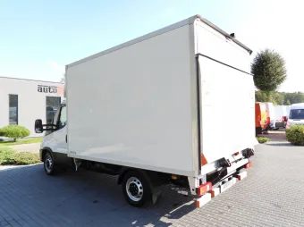 Iveco Daily kontener chłodnia 160KM 636155 - tyl