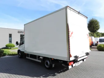 Iveco Daily kontener winda 8 palet 160KM 542892 - bok tyl