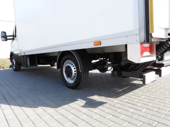 Iveco Daily kontener winda 8 palet 160KM 691147 - paka