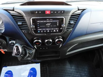 Iveco Daily kontener winda 8 palet 160KM 691147 - podsufitka