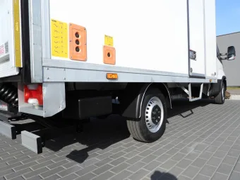 Iveco Daily kontener winda 8 palet 160KM 691147 - rama