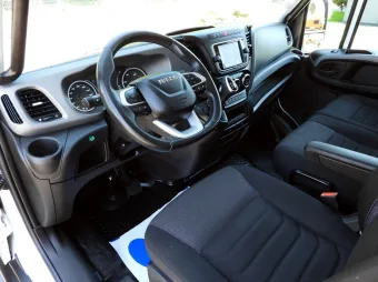 Iveco Daily kontener winda 8 palet 180KM 624571 - srodek