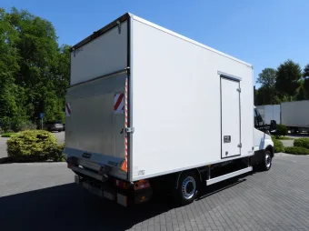Iveco Daily kontener winda 8 palet 180KM 624571 - tyl