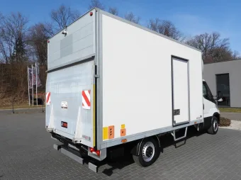 Iveco Daily kontener winda 8 palet 160KM 691147 - tyl