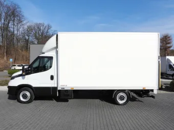 Iveco Daily kontener winda 8 palet 160KM 691147 - tyl