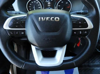 Iveco Daily kontener winda 8 palet 180KM 624571 - wnetrze