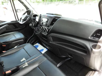 Iveco Daily skrzynia 10 palet 160KM 368829 - konsola