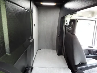 Iveco Daily skrzynia plandeka 10 palet 180KM 609285 - detal