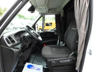 Iveco Daily skrzynia plandeka 10 palet 180KM 609285 - fotele