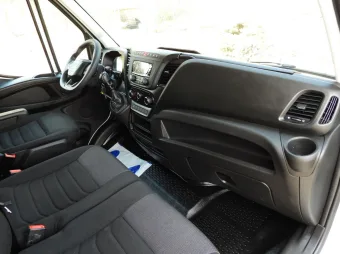 Iveco Daily skrzynia plandeka 10 palet 160KM 523600 - podsufitka